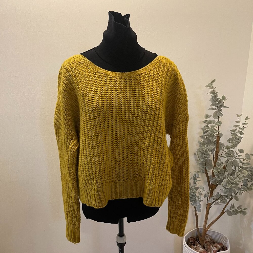 Cute & Trendy Knit Top – Flirty Criss-Cross Back, Size Large, Mustard Yellow
